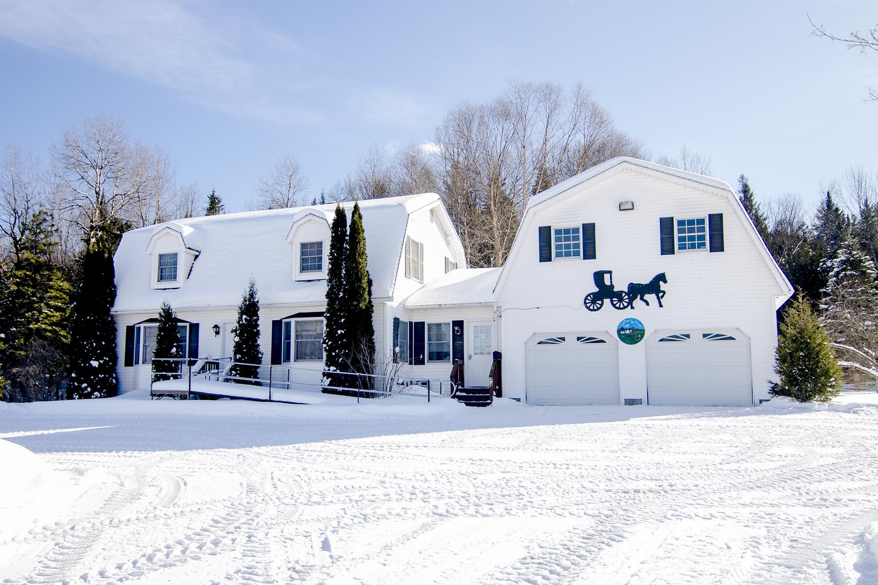 3724 Highway 105 Derby, VT 05829 - Photo 1 of 19