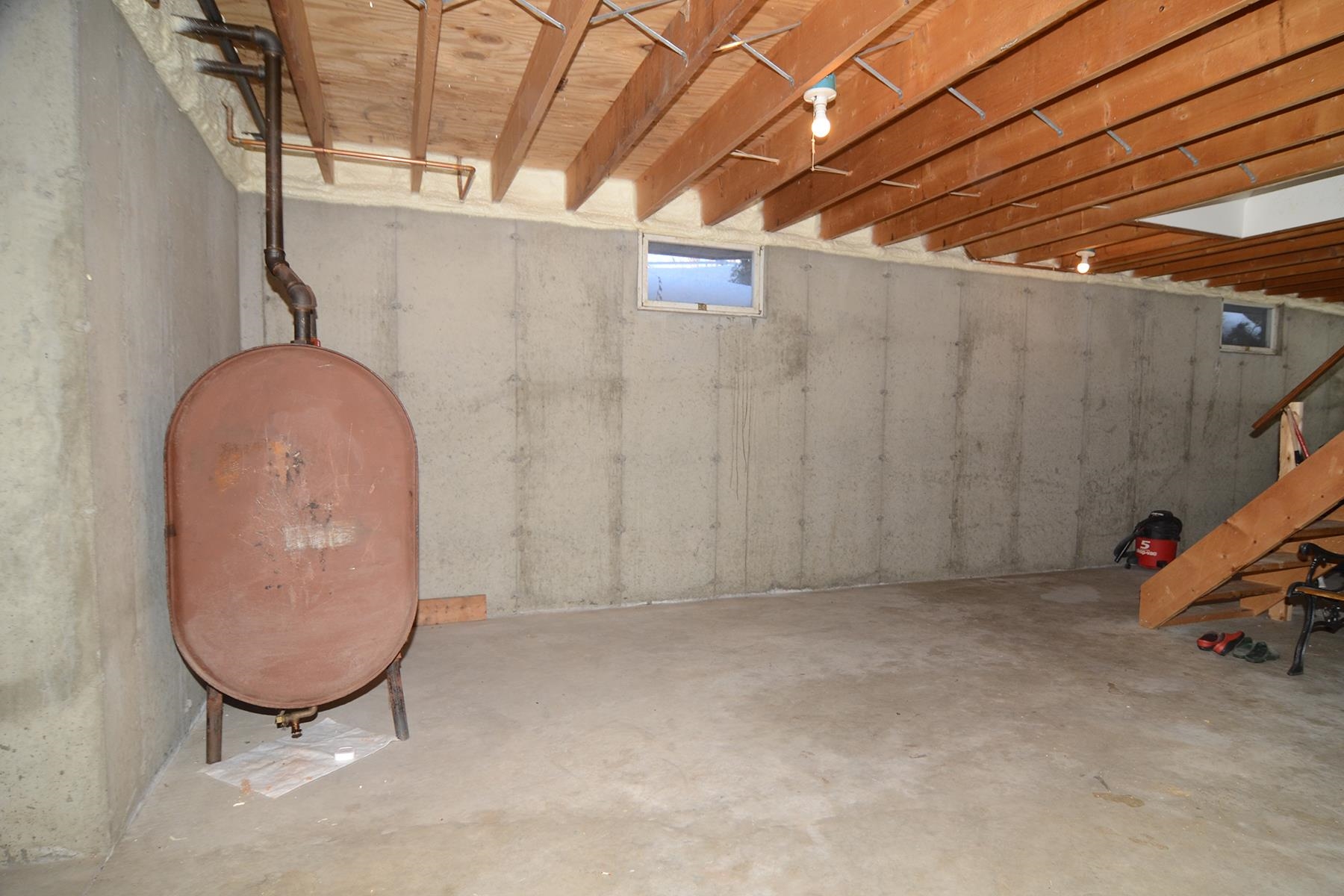 3724 Highway 105 Derby, VT 05829 - Photo 17 of 19