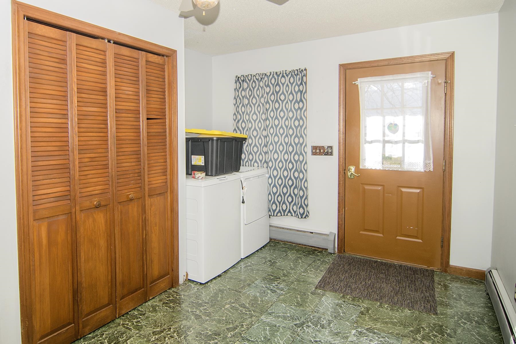 3724 Highway 105 Derby, VT 05829 - Photo 5 of 19