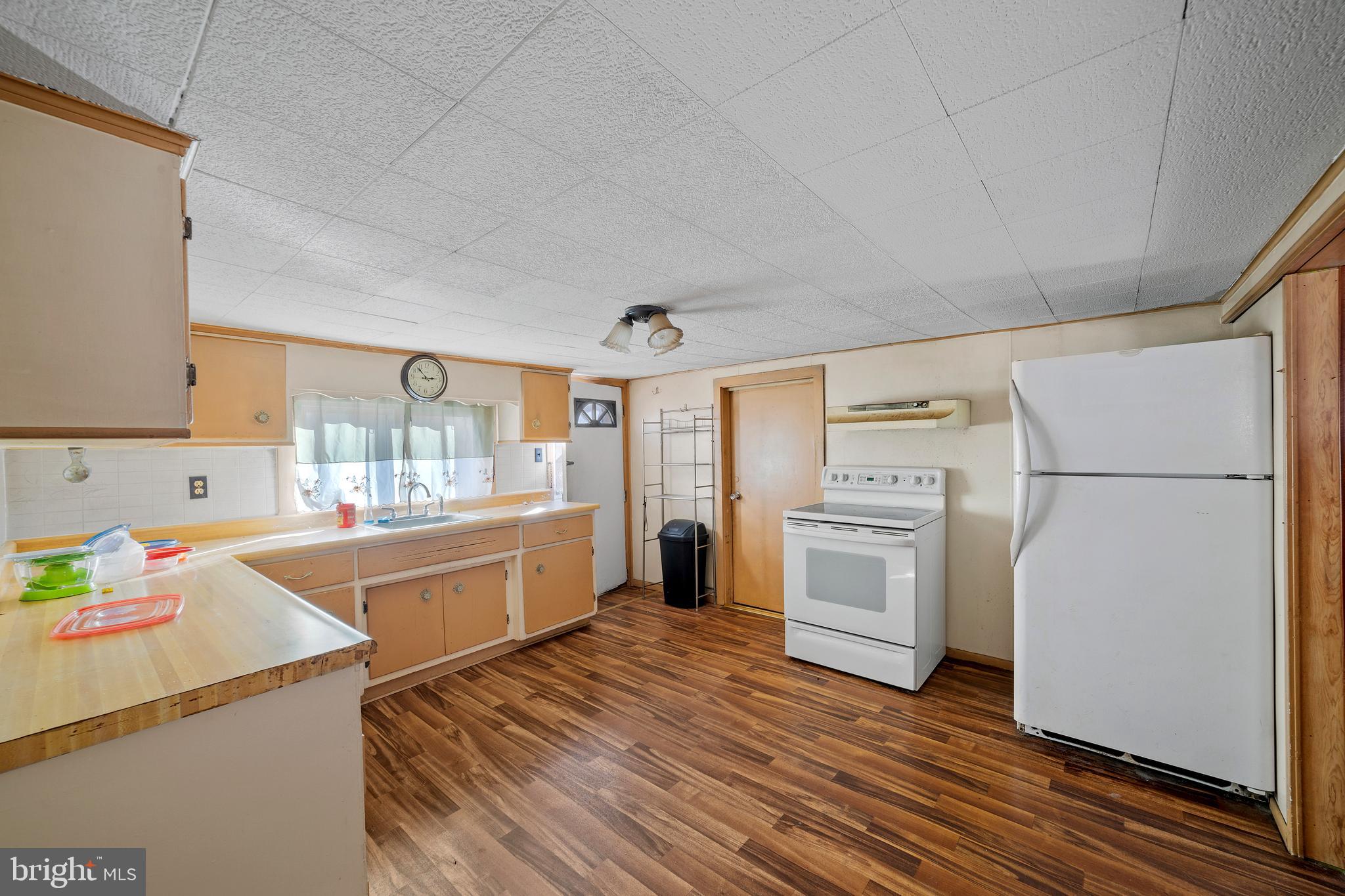 133 Walnut Road Millville, NJ 08332 - Photo 3 of 18 Gallery Image 3