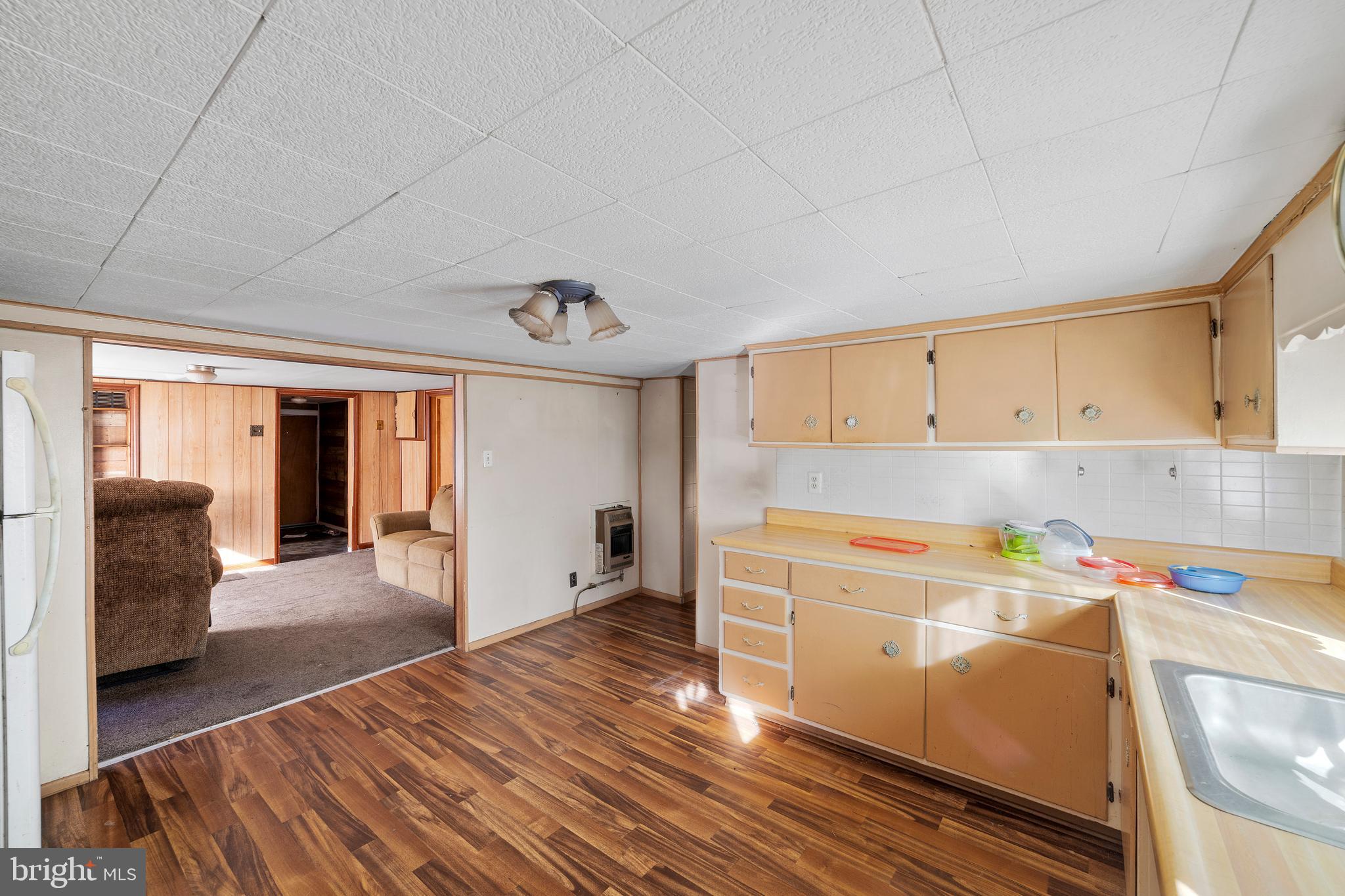 133 Walnut Road Millville, NJ 08332 - Photo 4 of 18 Gallery Image 4