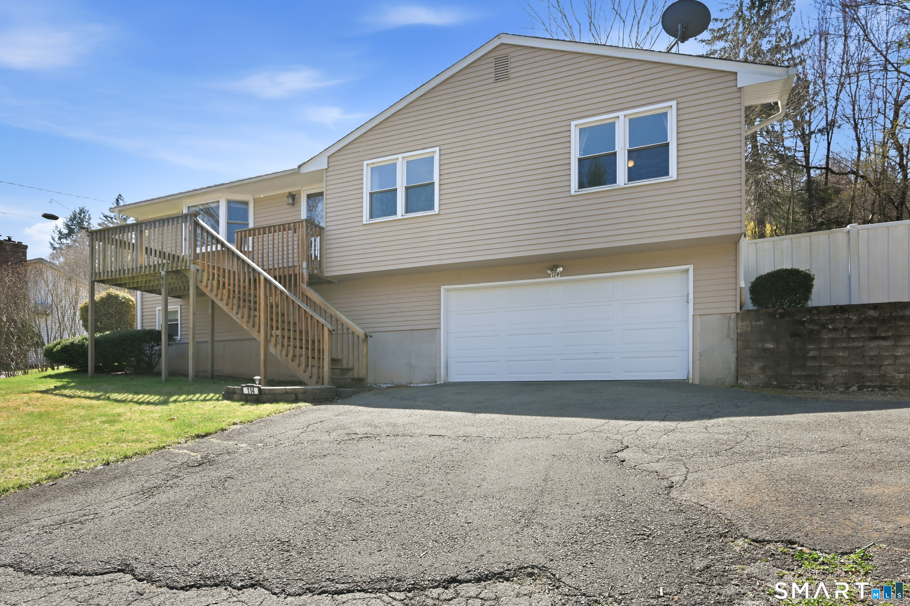 114 Beacon Valley Road Beacon Falls, CT 06403 - Photo 2 of 38