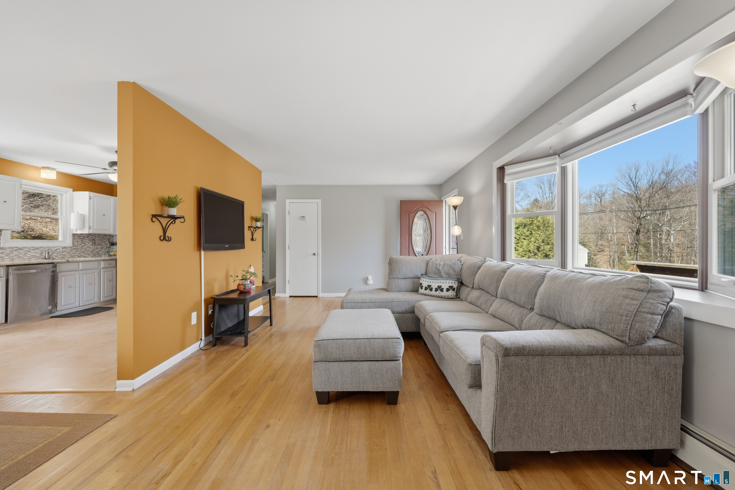 114 Beacon Valley Road Beacon Falls, CT 06403 - Photo 9 of 38