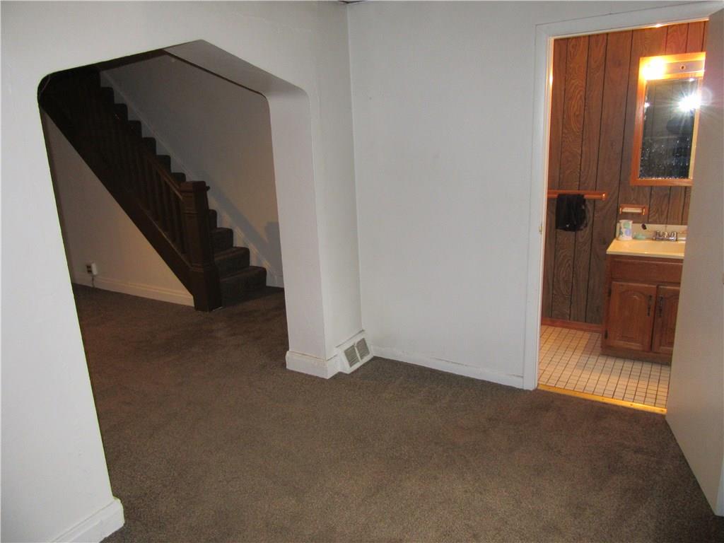 2923 Willett Road Pittsburgh, PA 15227 - Photo 7 of 16 Gallery Image 7