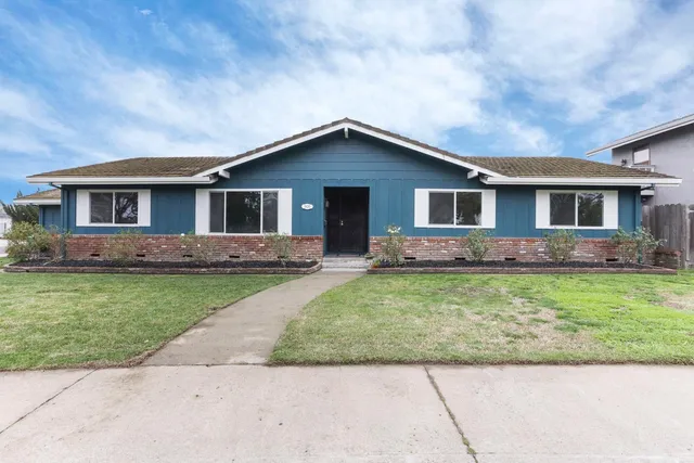 $500,000 | 900 Virginia Avenue, Lodi, CA 95242