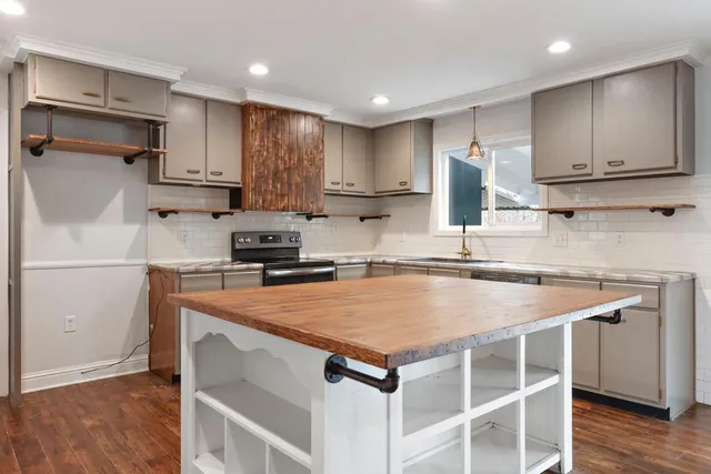 $500,000 | 900 Virginia Avenue, Lodi, CA 95242