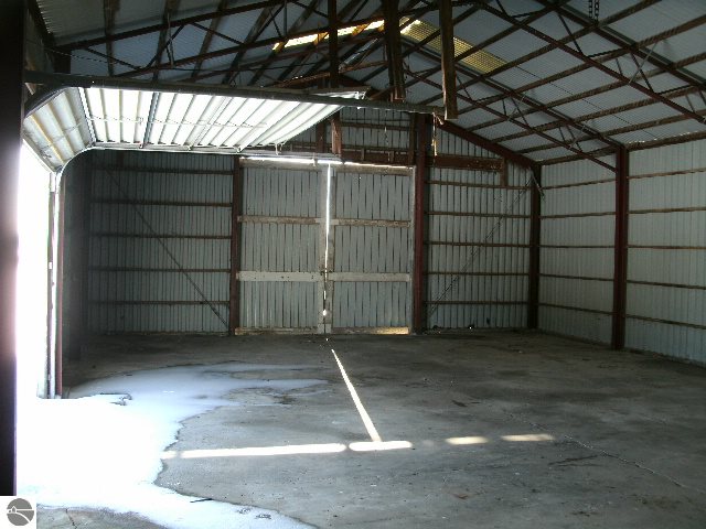 7559 Curtis Road Hale, MI 48739 - Photo 15 of 20 1779326-14.JPG