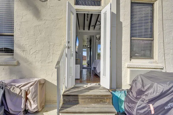 $10,000 | 235 Sunrise Avenue, Unit 2019, Palm Beach, FL 33480