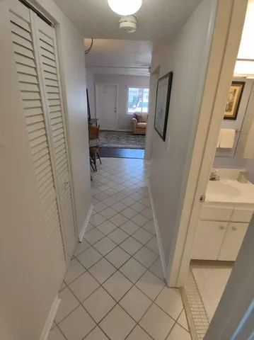 $95,000 | 3160 Lake Osborne Drive, Unit 107, Lake Worth Beach, FL 33461