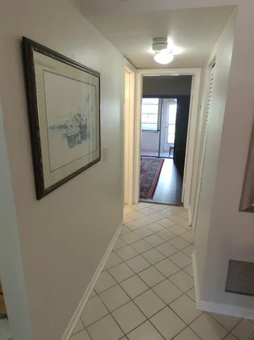 $95,000 | 3160 Lake Osborne Drive, Unit 107, Lake Worth Beach, FL 33461