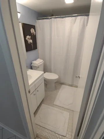 $95,000 | 3160 Lake Osborne Drive, Unit 107, Lake Worth Beach, FL 33461