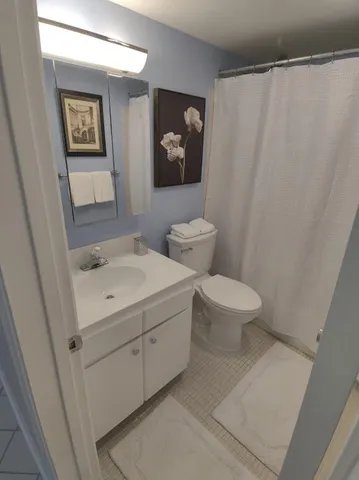 $95,000 | 3160 Lake Osborne Drive, Unit 107, Lake Worth Beach, FL 33461