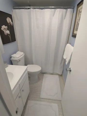 $95,000 | 3160 Lake Osborne Drive, Unit 107, Lake Worth Beach, FL 33461