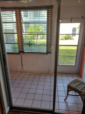 $95,000 | 3160 Lake Osborne Drive, Unit 107, Lake Worth Beach, FL 33461