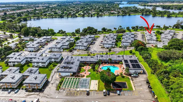 $95,000 | 3160 Lake Osborne Drive, Unit 107, Lake Worth Beach, FL 33461