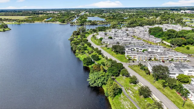 $95,000 | 3160 Lake Osborne Drive, Unit 107, Lake Worth Beach, FL 33461