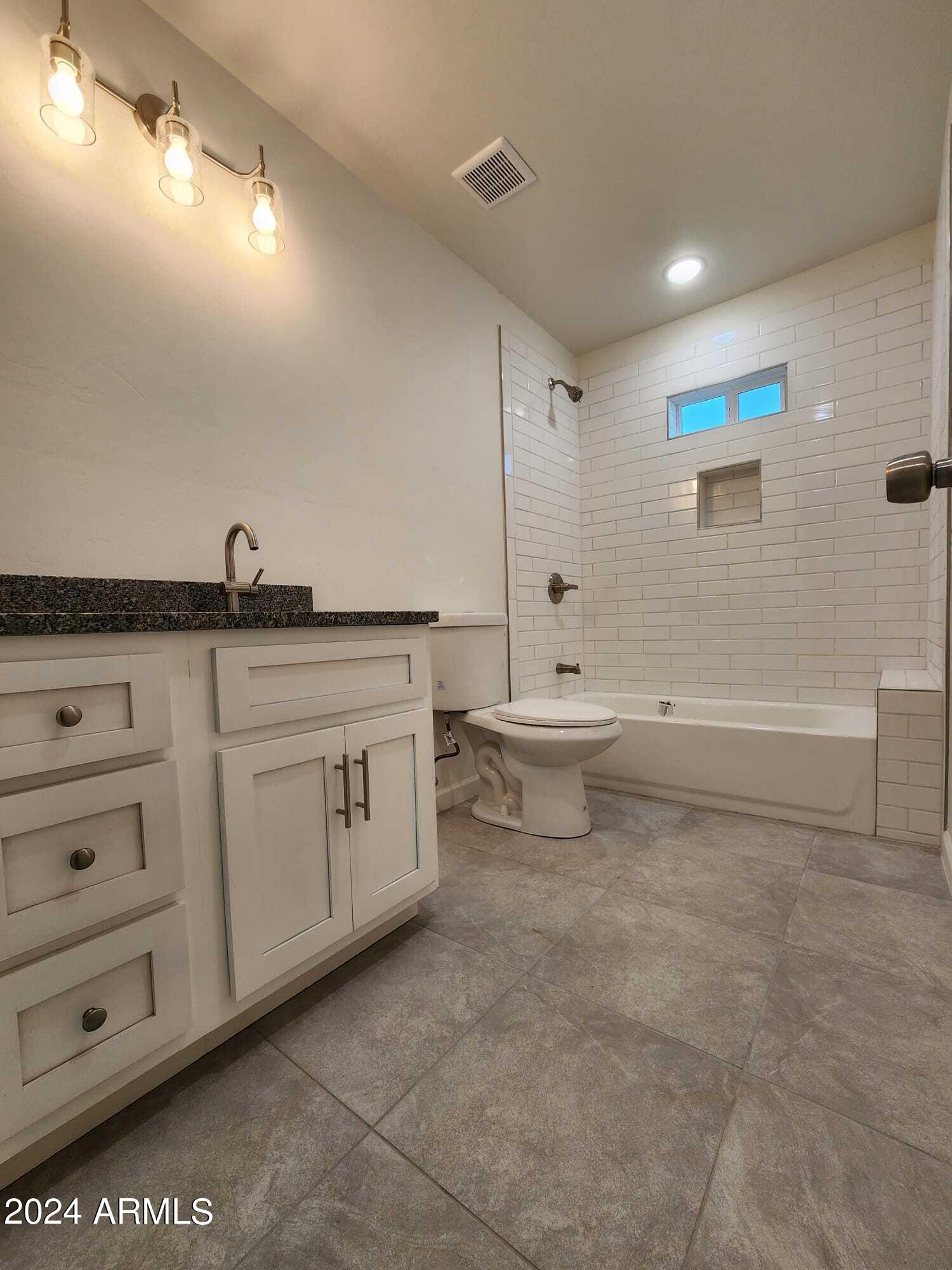 1809 Japon Court Rio Rico, AZ 85648 - Photo 11 of 13 Bathroom 2
