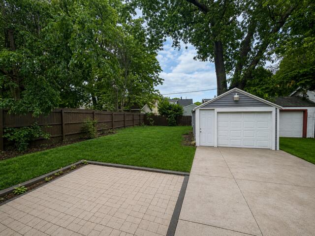 7405 Sheridan Road Kenosha, WI 53143 - Photo 17 of 18 backyard