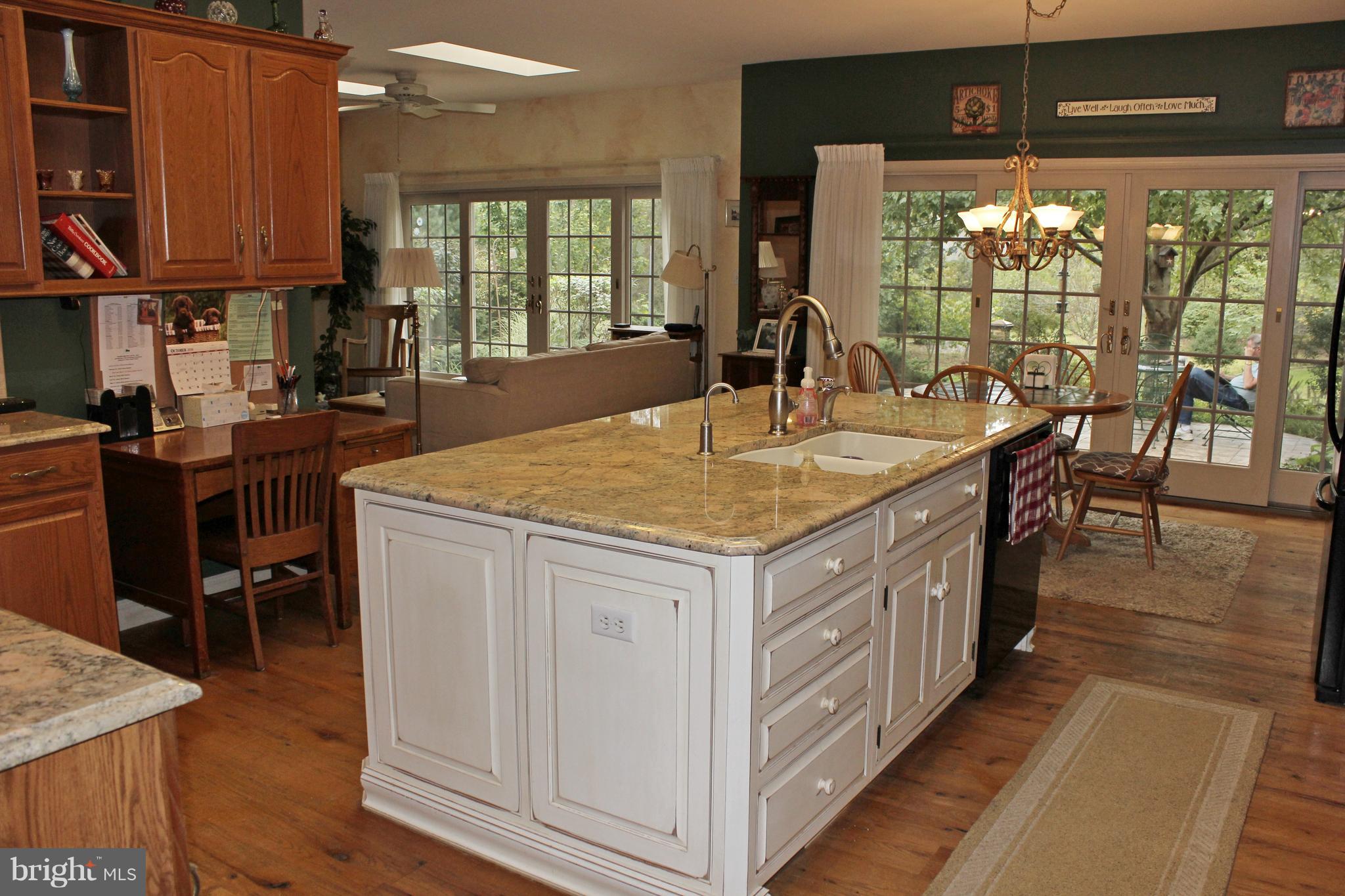 660 Laurel Avenue Lititz, PA 17543 - Photo 8 of 40 Gallery Image 8