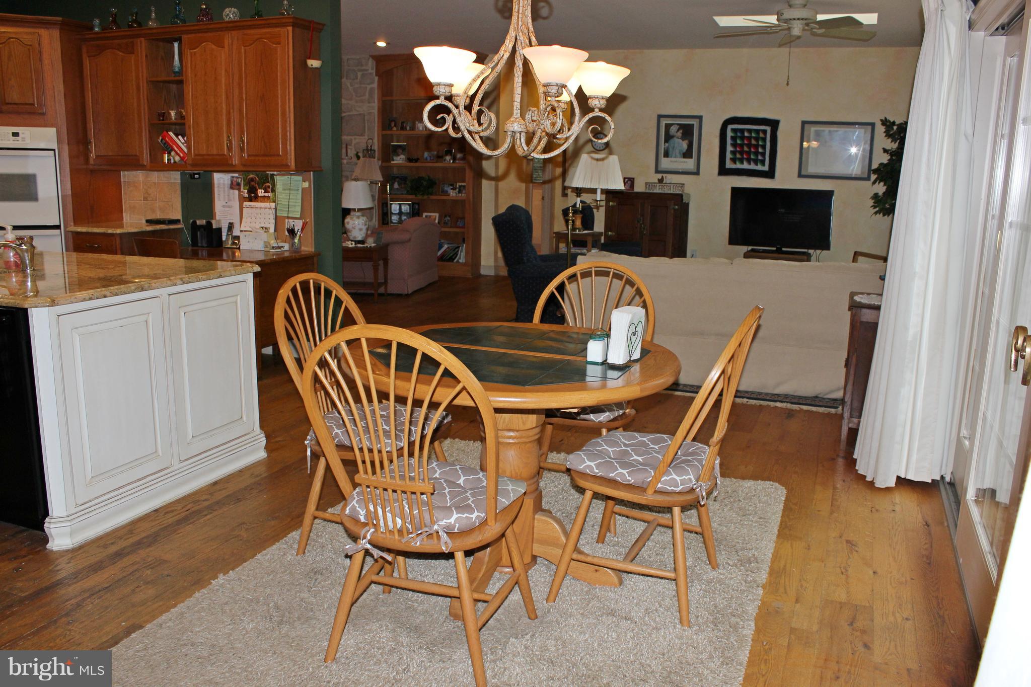 660 Laurel Avenue Lititz, PA 17543 - Photo 10 of 40 Gallery Image 10