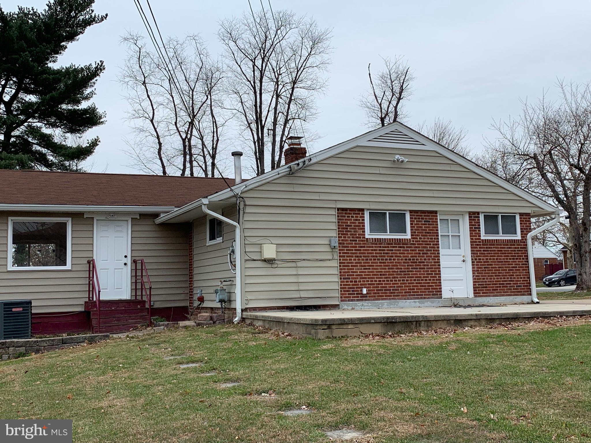 6020 Hanover Avenue Springfield, VA 22150 - Photo 23 of 25 Side Entrance