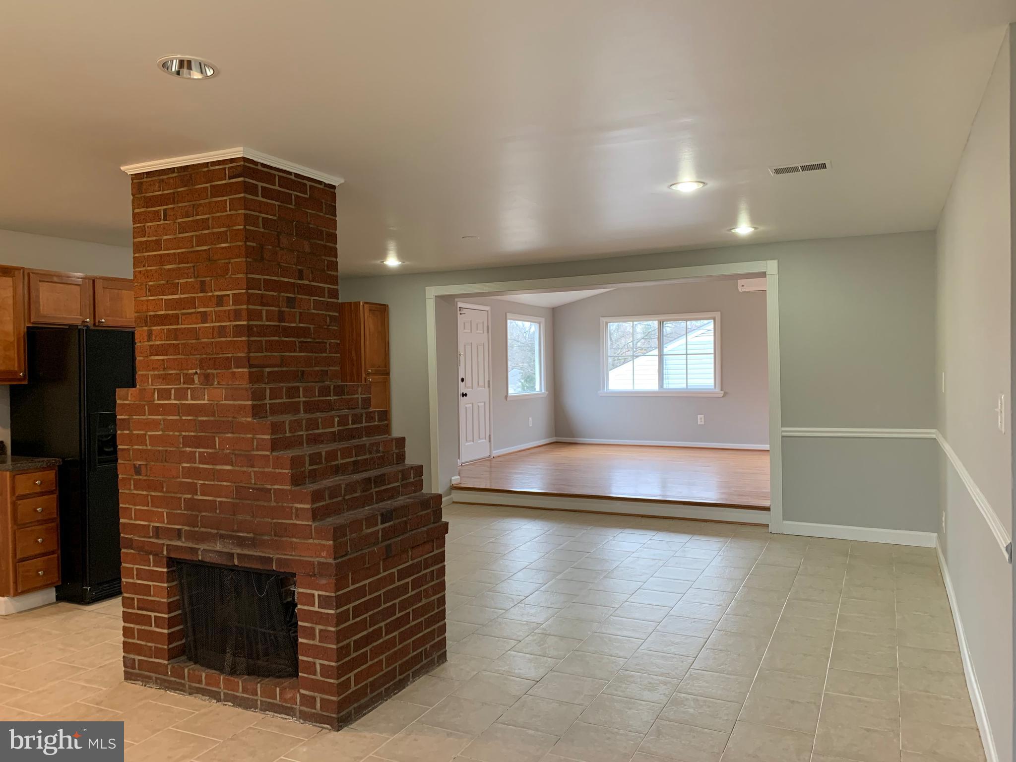 6020 Hanover Avenue Springfield, VA 22150 - Photo 4 of 25 Dual Sided Fireplace