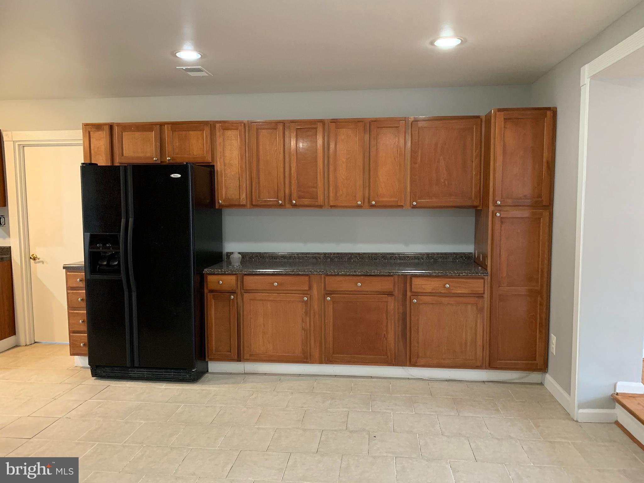 6020 Hanover Avenue Springfield, VA 22150 - Photo 6 of 25 Kitchen - lots of cabinets