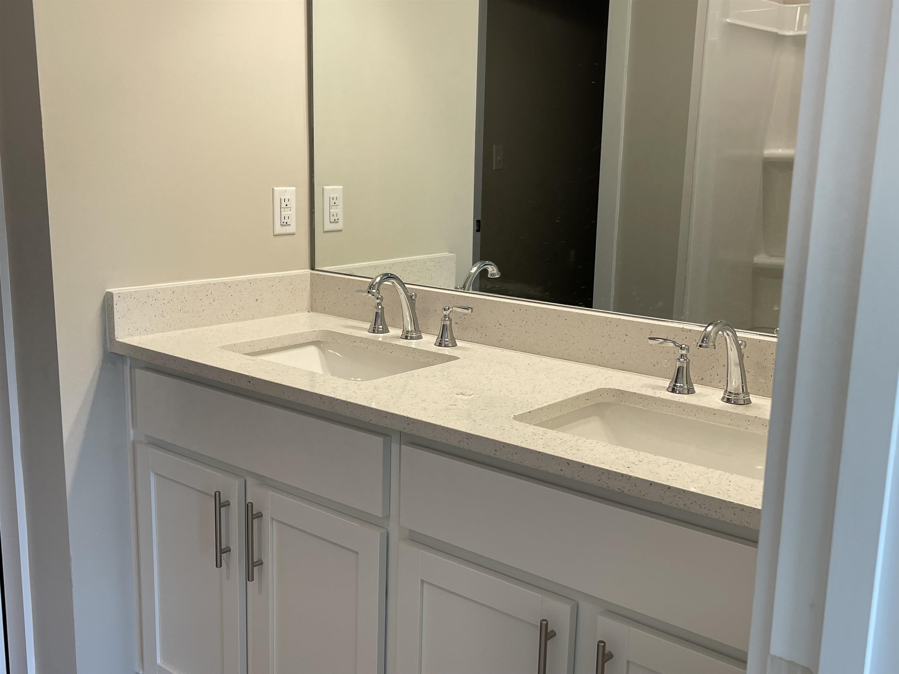 820 Ginger Lee Street Foley, AL 36535 - Photo 2 of 6 Primary Bathroom