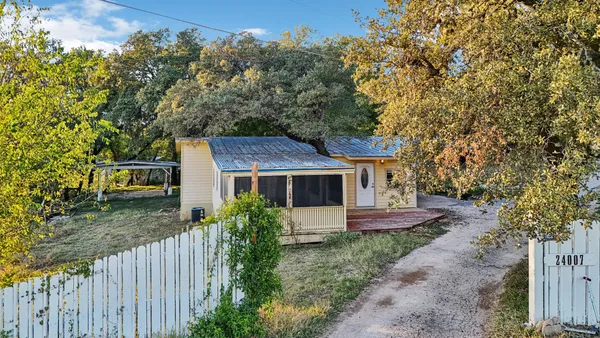 $1,400 | 24007 Windy Valley Road, Leander, TX 78641