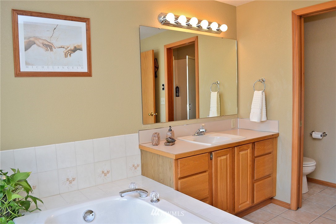 3135 Dellrose Road Southwest Tumwater, WA 98512 - Photo 14 of 25 Gallery Image 14