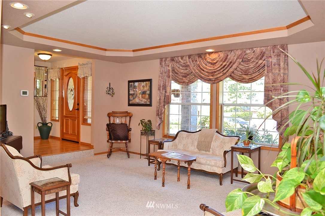 3135 Dellrose Road Southwest Tumwater, WA 98512 - Photo 5 of 25 Gallery Image 5