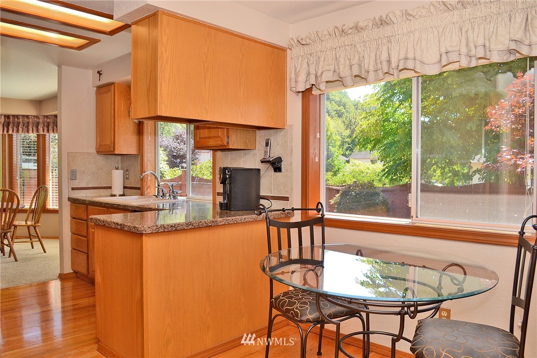 3135 Dellrose Road Southwest Tumwater, WA 98512 - Photo 7 of 25 Gallery Image 7
