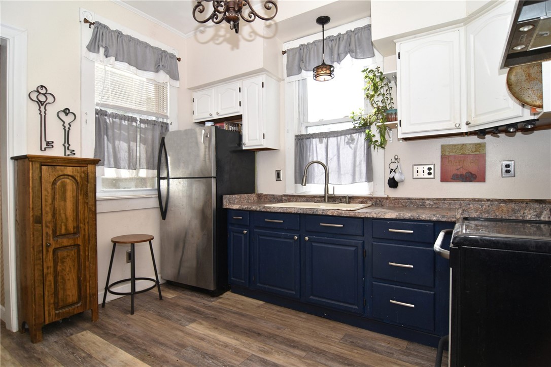 73 Providence Street West Warwick, RI 02893 - Photo 15 of 31