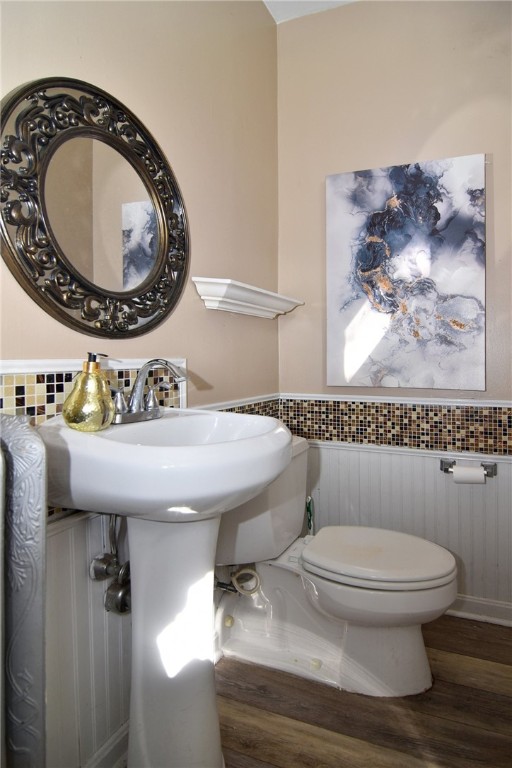 73 Providence Street West Warwick, RI 02893 - Photo 17 of 31