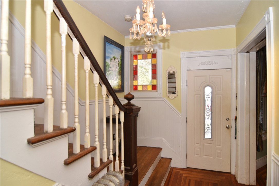 73 Providence Street West Warwick, RI 02893 - Photo 6 of 31