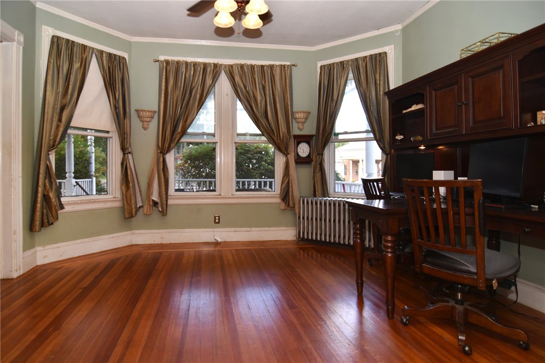 73 Providence Street West Warwick, RI 02893 - Photo 8 of 31