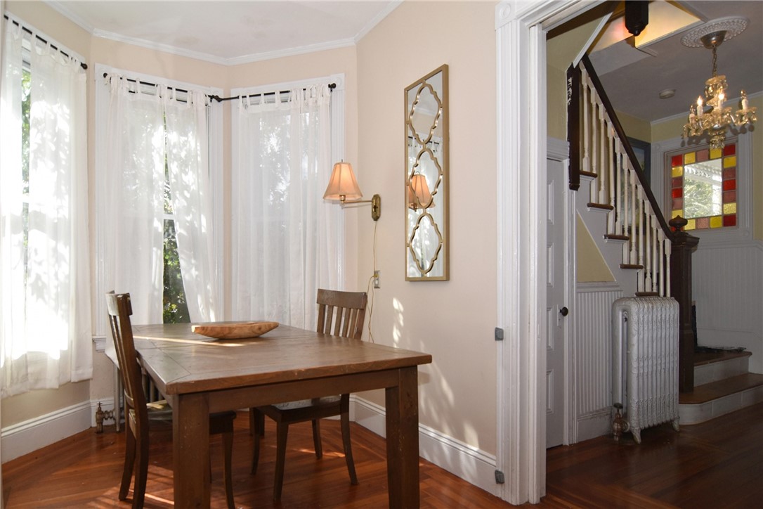 73 Providence Street West Warwick, RI 02893 - Photo 10 of 31