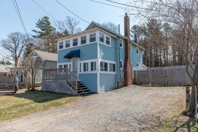 $499,000 | 922 East Lakeshore Drive, Colchester, VT 05446