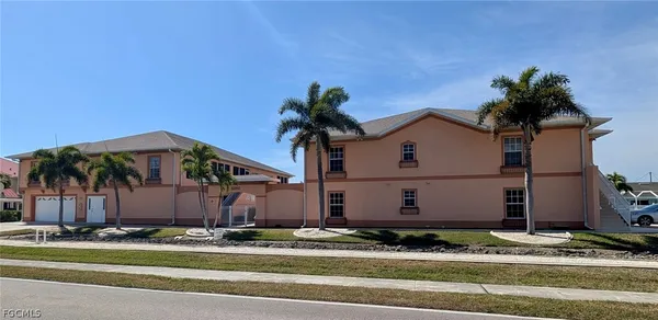 $1,550 | 5334 Chiquita Boulevard South, Unit 204, Cape Coral, FL 33914