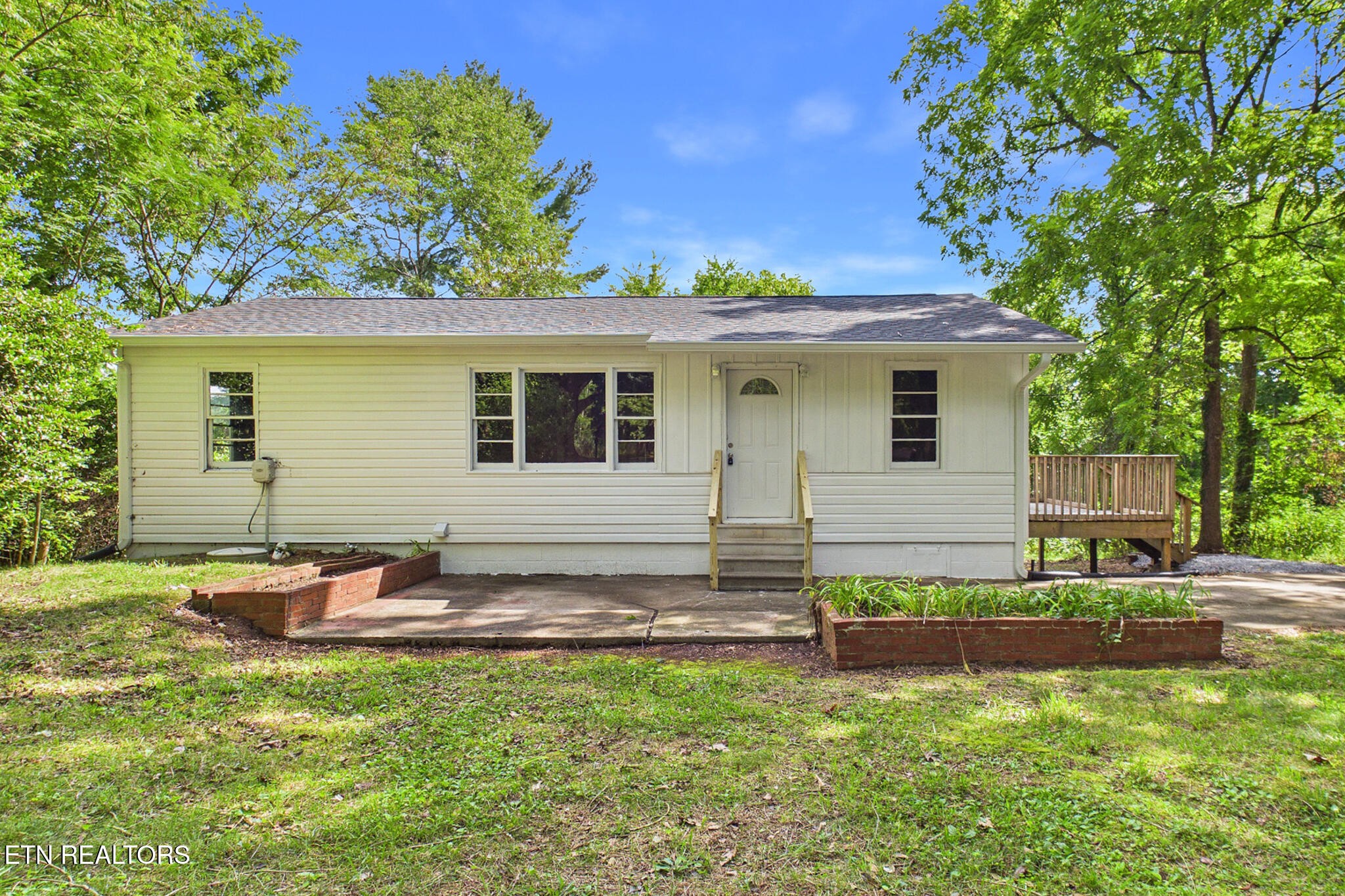 822 Ivory Road Athens, TN 37303 - Photo 2 of 40 Gallery Image 2