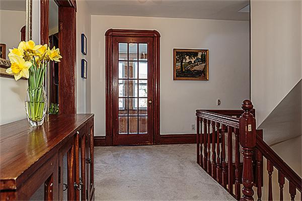 30-32 Gold Star Road Cambridge, MA 02140 - Photo 3 of 29 Gallery Image 3