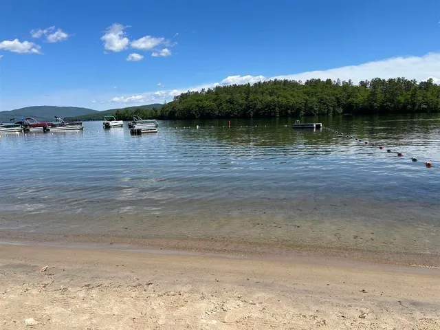 $1,750 | 61 Woodbury Drive, Unit 43, Bristol, NH 03222