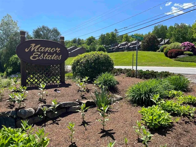 $1,750 | 61 Woodbury Drive, Unit 43, Bristol, NH 03222