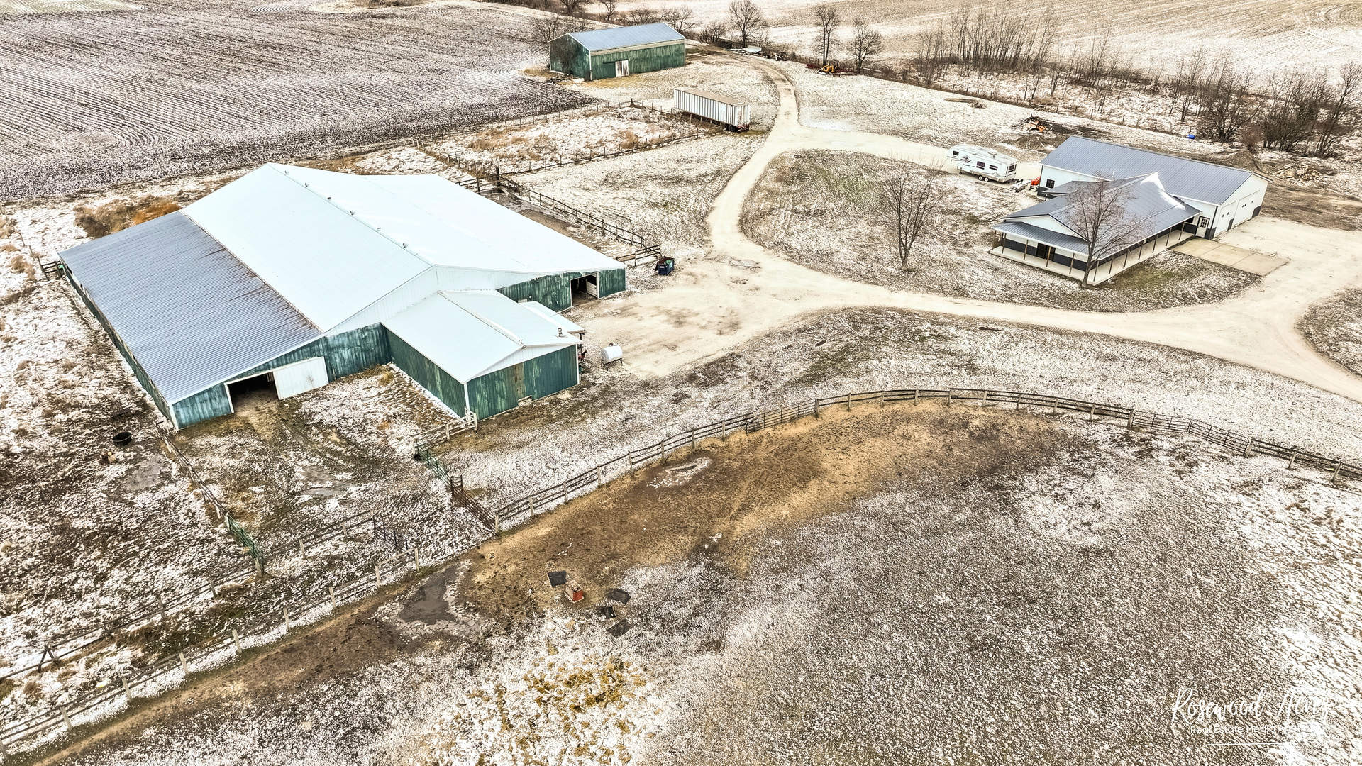 6255 Highway 17 Kankakee, IL 60901 - Photo 18 of 22 a view of a backyard of the house