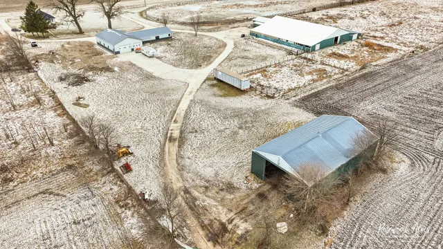 $1,500,000 | 6255 Highway 17, Kankakee, IL 60901