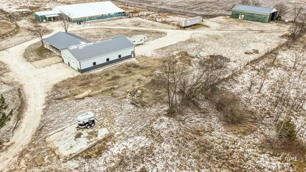 $1,500,000 | 6255 Highway 17, Kankakee, IL 60901