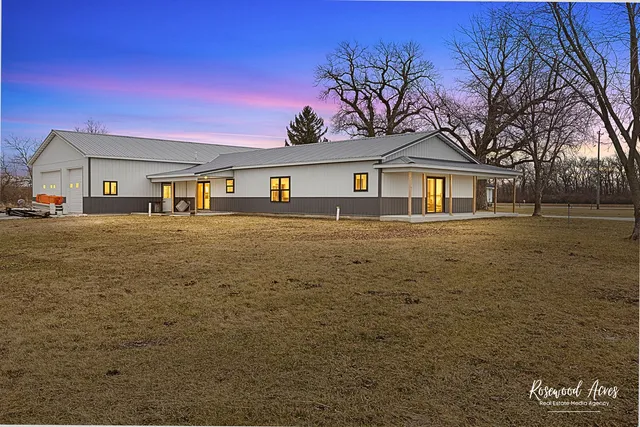 $1,500,000 | 6255 Highway 17, Kankakee, IL 60901