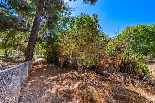 $1,250,000 | 15877 Beaver Run Road, Canyon Country, CA 91387