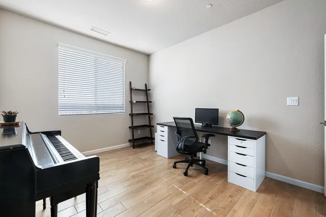 $515,000 | 565 Traverse Drive South, Madera, CA 93636