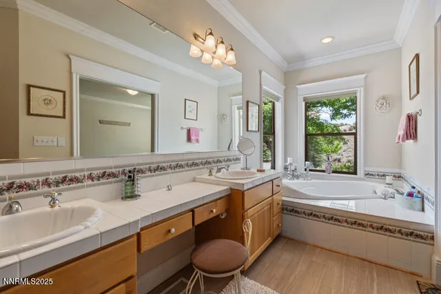 $1,225,000 | 125 Columbia Hill Court, Reno, NV 89508